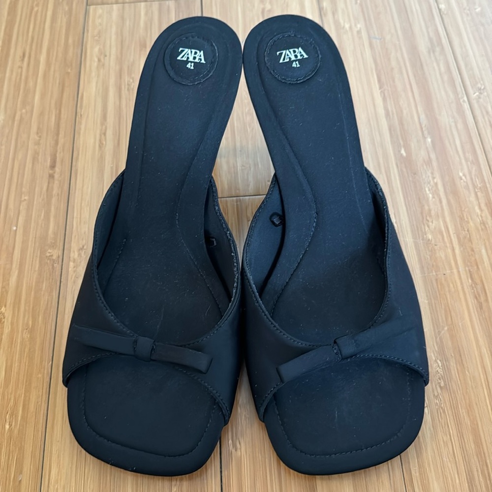 The sexiest little mules!